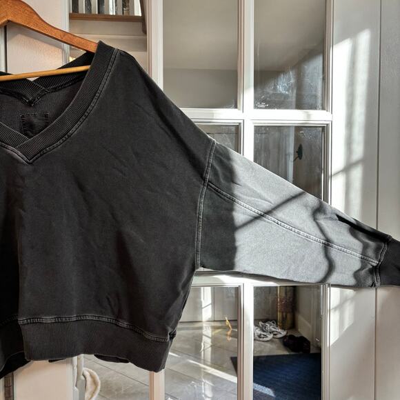 Aerie House Party Oversized V Neck Charcoal Distressed Sweatshirt Women's Medium - Picture 2 of 8